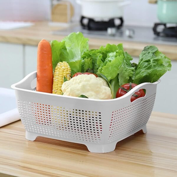 Plastic washing basket