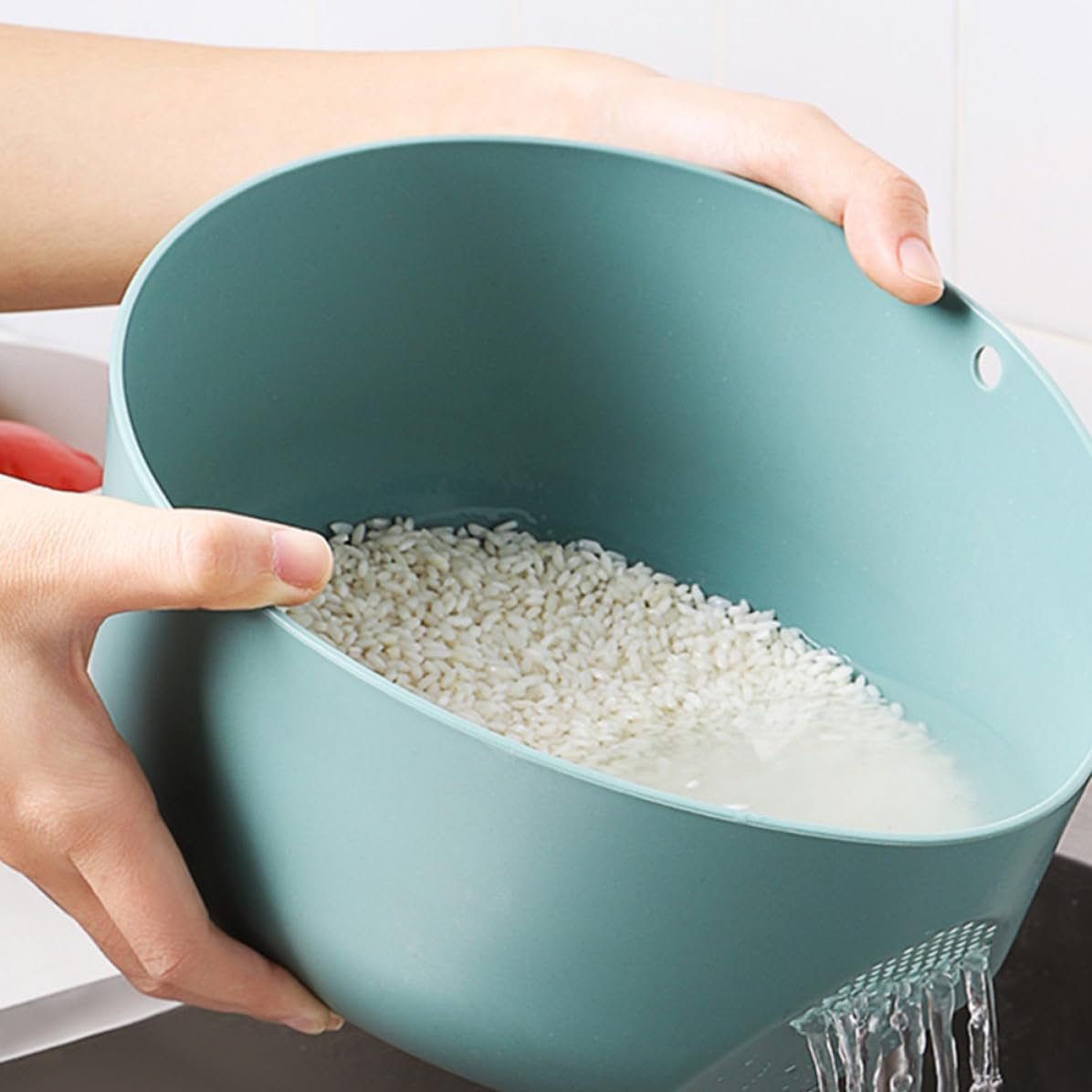 Plastic colander Image 2